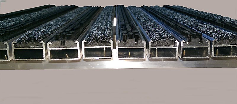 Eingangsmatte Sauberlaufzone Bürste/Rips  Typ AM-014 - 60cm x 40 x 2,5 cm